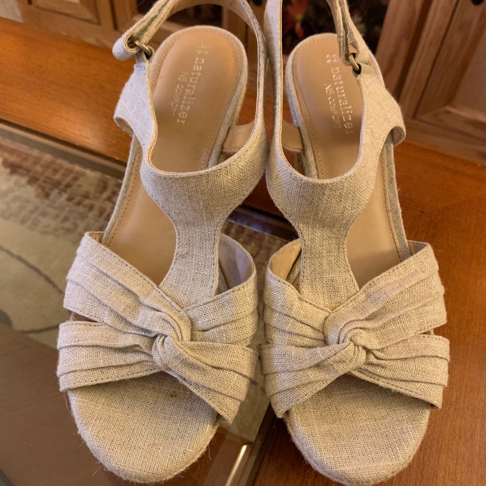 Naturalizer 8.5 W Sandals